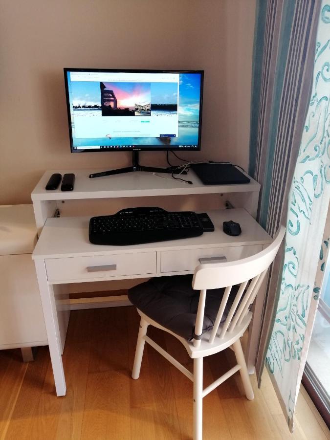 Dream View Apartment Адехе Екстериор снимка